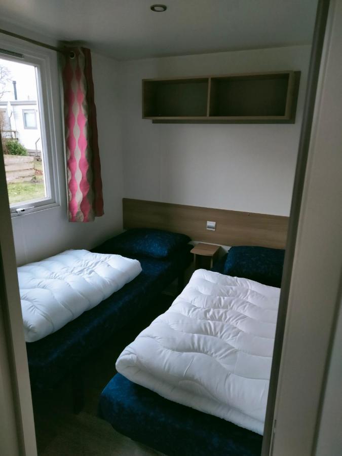 Bj Chalets - Robbengat 68 - Gezellige Chalet Op Vakantiepark Lauwersoog! Vroege Incheck! ภายนอก รูปภาพ