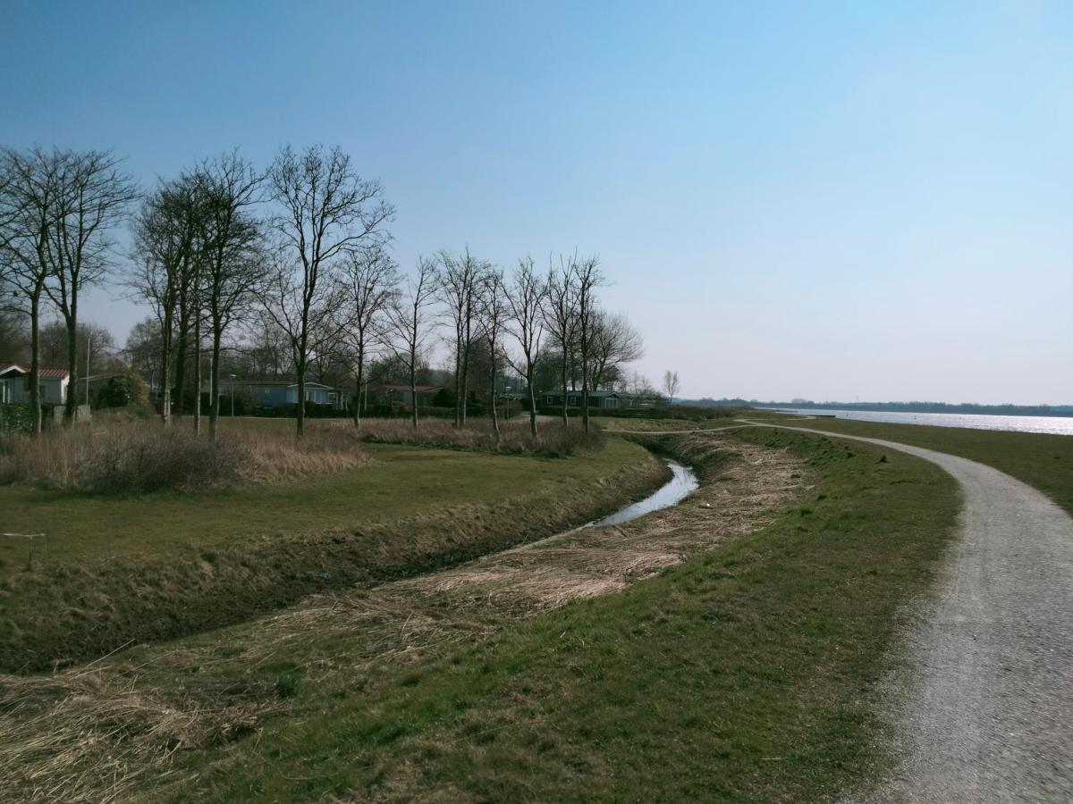 Bj Chalets - Robbengat 68 - Gezellige Chalet Op Vakantiepark Lauwersoog! Vroege Incheck! ภายนอก รูปภาพ