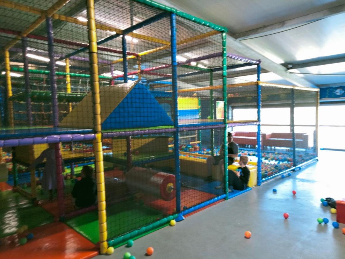 Bj Chalets - Robbengat 68 - Gezellige Chalet Op Vakantiepark Lauwersoog! Vroege Incheck! ภายนอก รูปภาพ