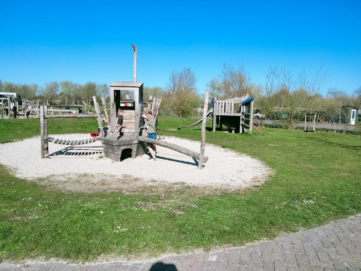 Bj Chalets - Robbengat 68 - Gezellige Chalet Op Vakantiepark Lauwersoog! Vroege Incheck! ภายนอก รูปภาพ