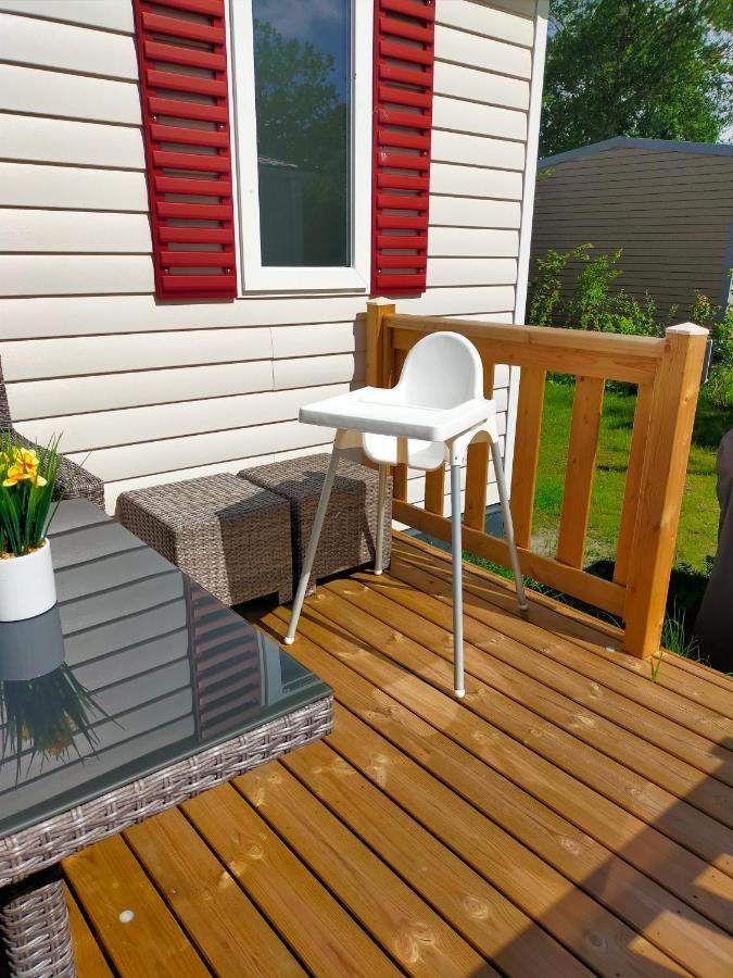 Bj Chalets - Robbengat 68 - Gezellige Chalet Op Vakantiepark Lauwersoog! Vroege Incheck! ภายนอก รูปภาพ
